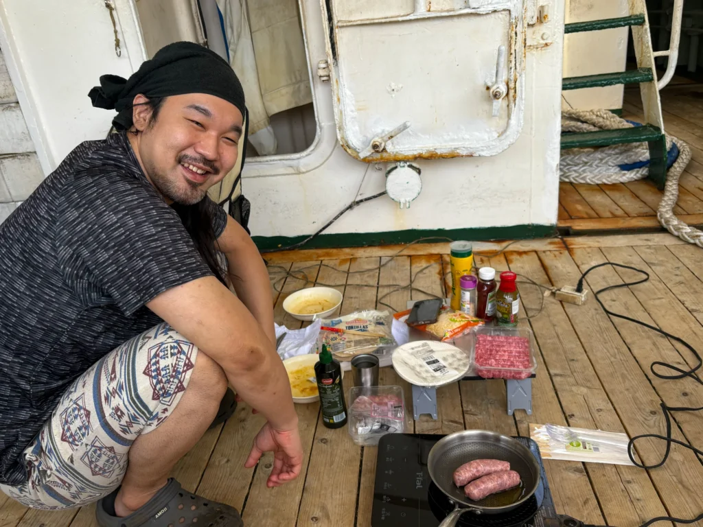 船員ブログコック長、今日もありがとうございます　長久丸